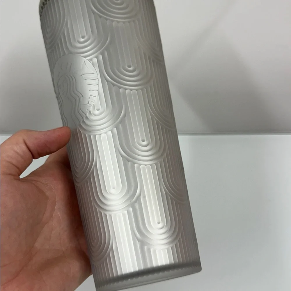 STARBUCKS 24oz Venti Tumbler with lid Gray Silver siren scales